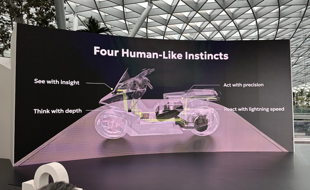 OMOWAY Omo X - OMOWAY Global Tech Launch 2026