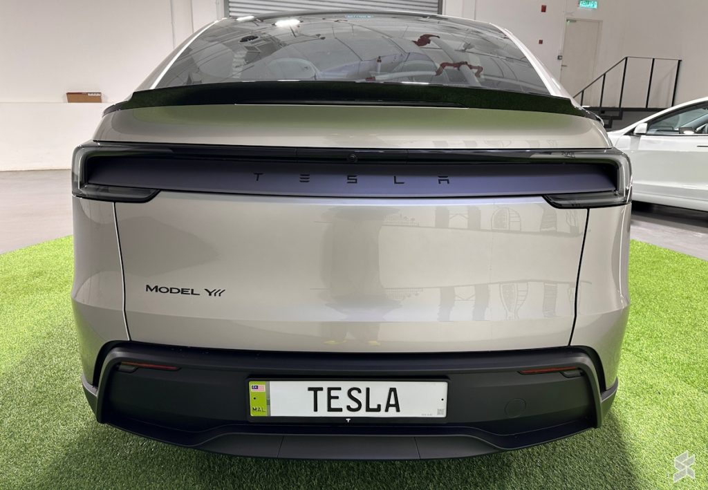 Tesla Model Y L Malaysia