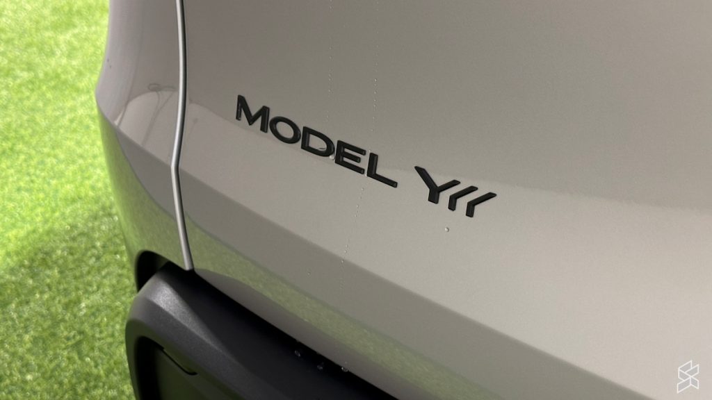 Tesla Model Y L Malaysia