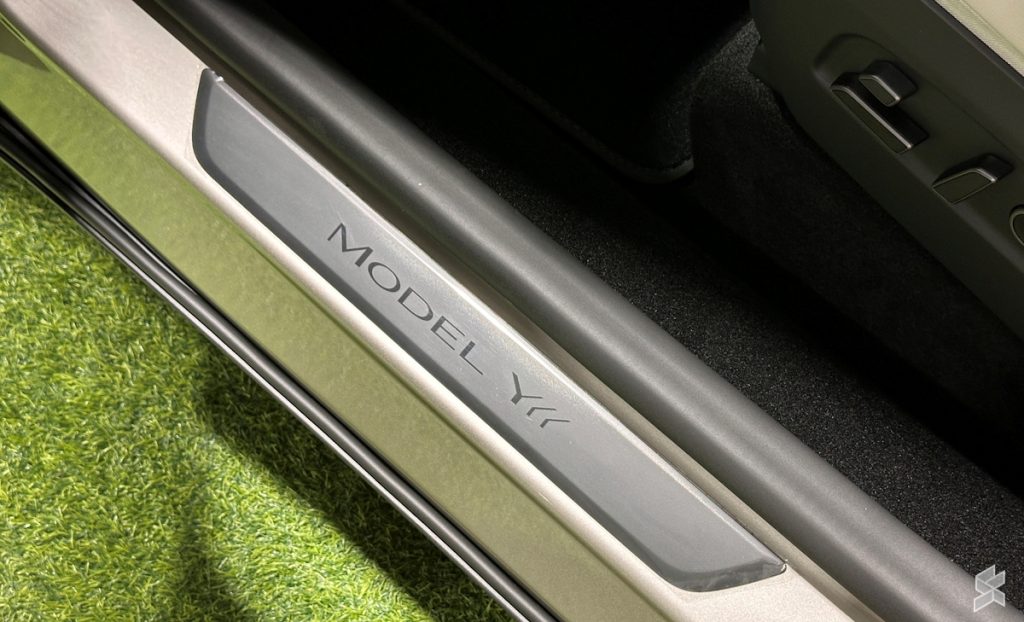 Tesla Model Y L Malaysia