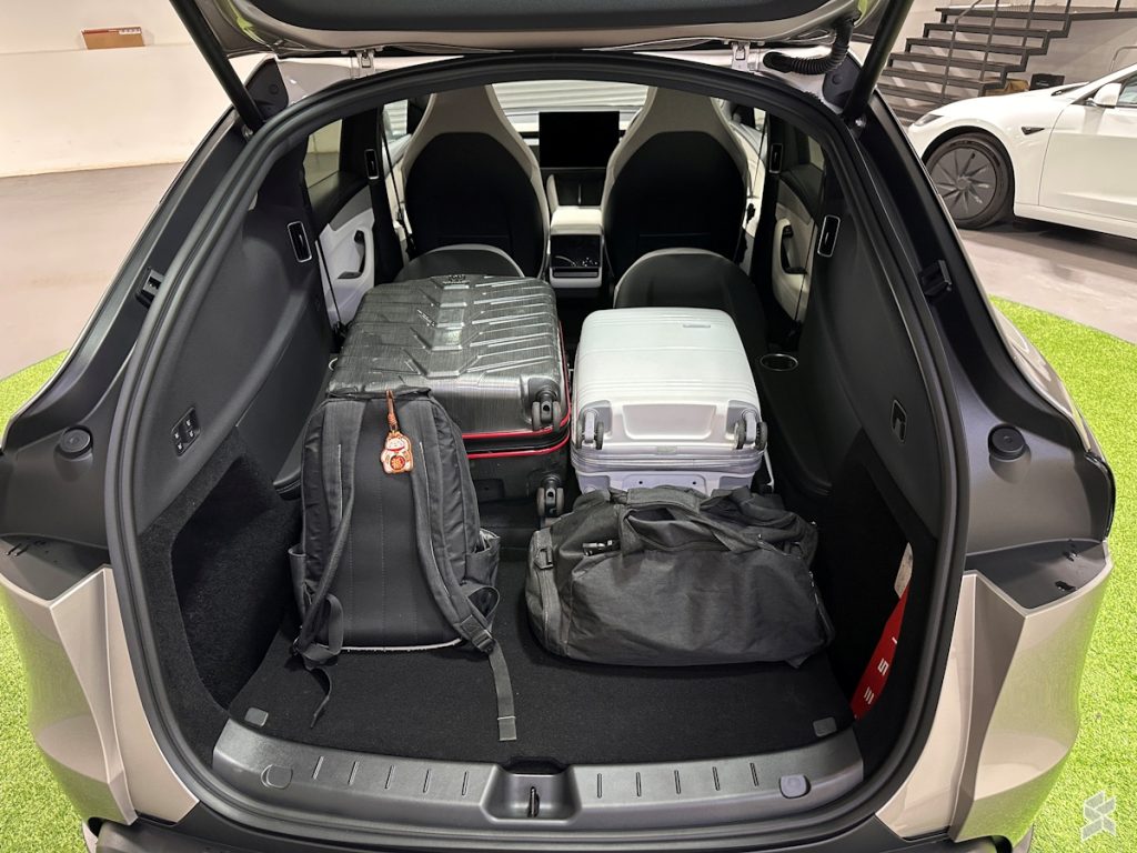 Tesla Model Y L Malaysia