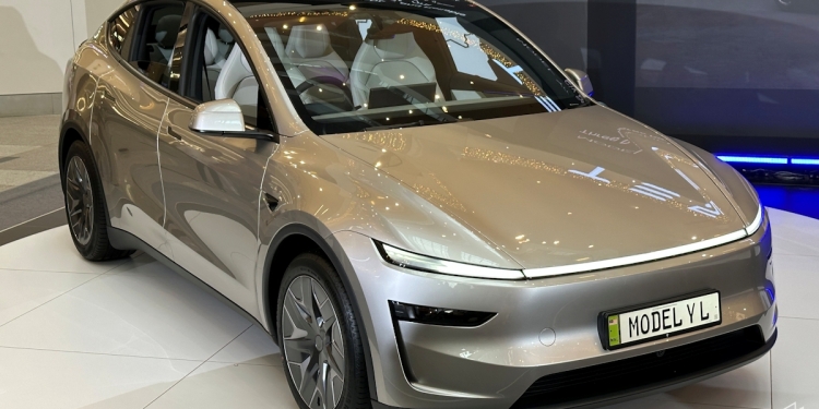 Tesla Model Y L Malaysia