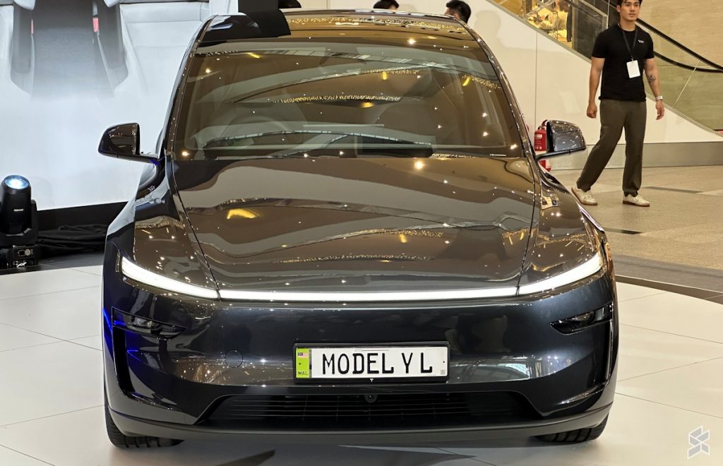 Tesla Model Y L Malaysia